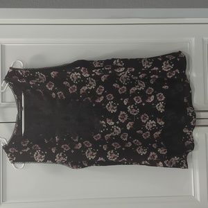 Women's Sleeveless Blouse